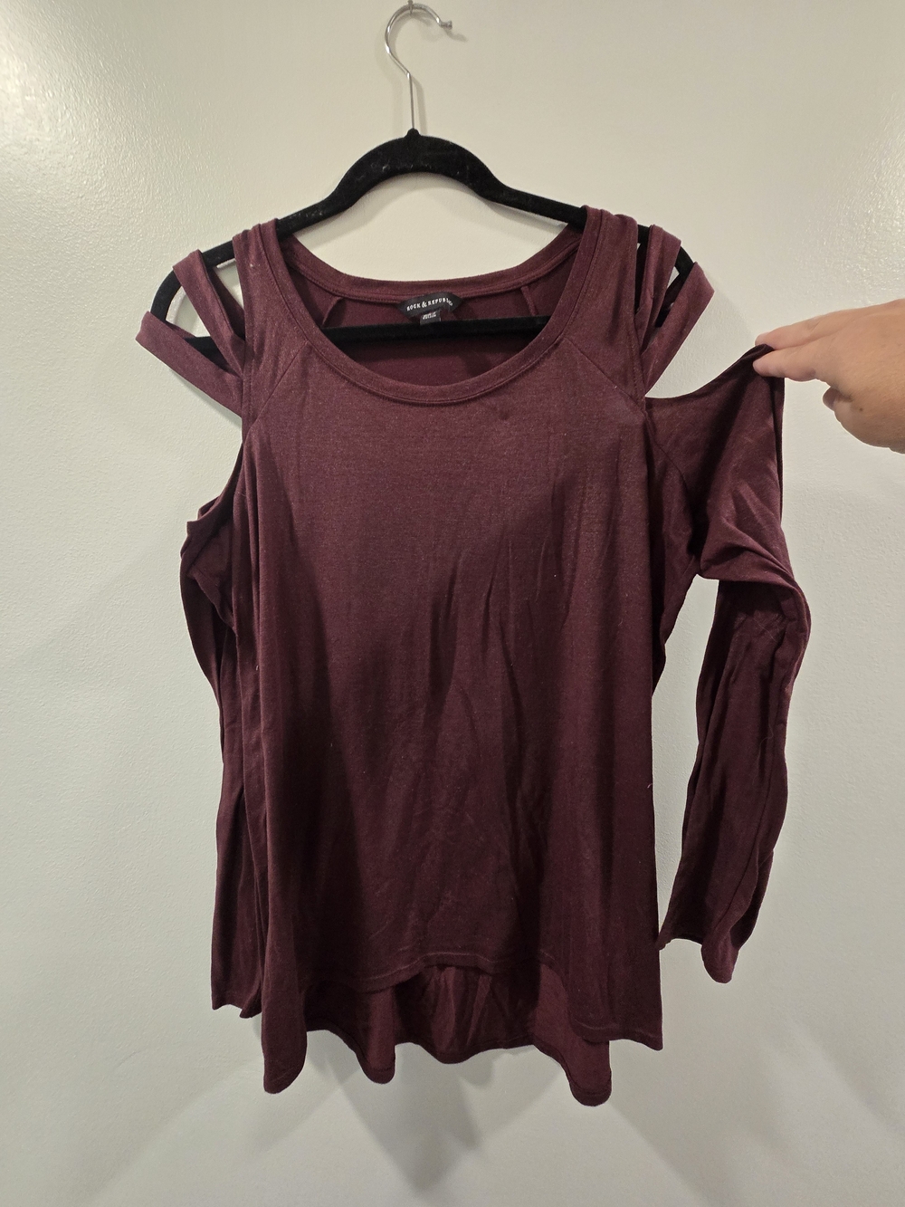 Rock Revival Burgundy Cold-Shoulder Long Sleeve Top